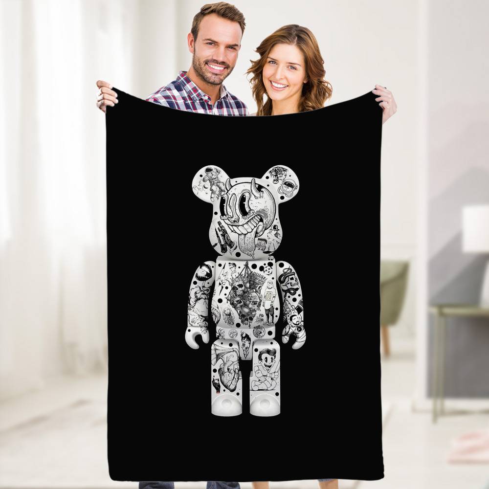 Kaws Blankets | kaws-figures.com